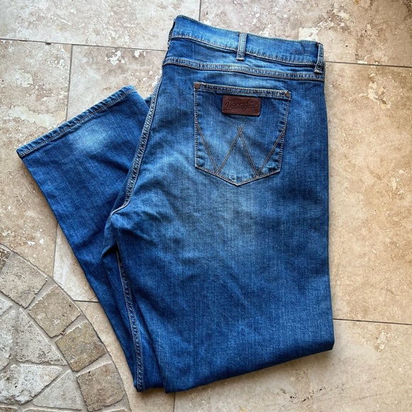 Men’s Wrangler Jeans - Picture 1 of 3